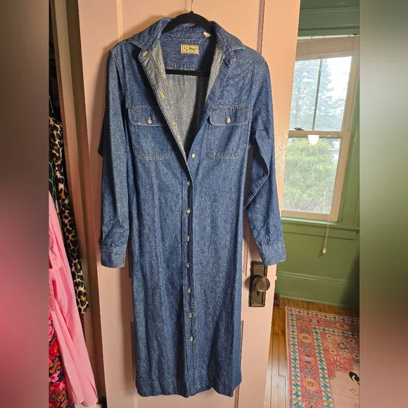 L.L. Bean Vintage Blue Denim Long Shirt Dress Size 12 - Picture 1 of 4